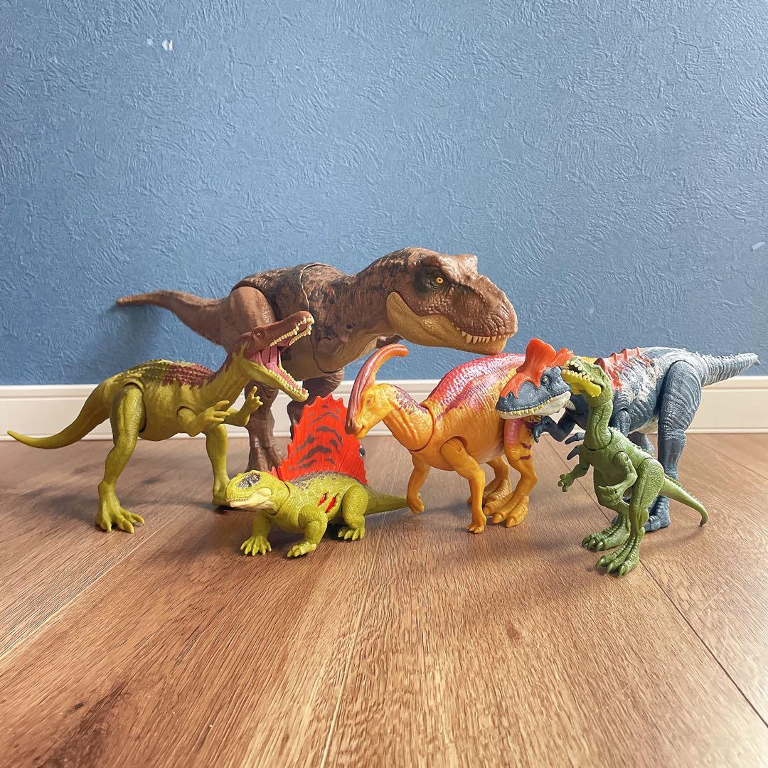 マテル　ジュラシックワールド　ジュラシックパーク　恐竜　フィギュア　おもちゃ