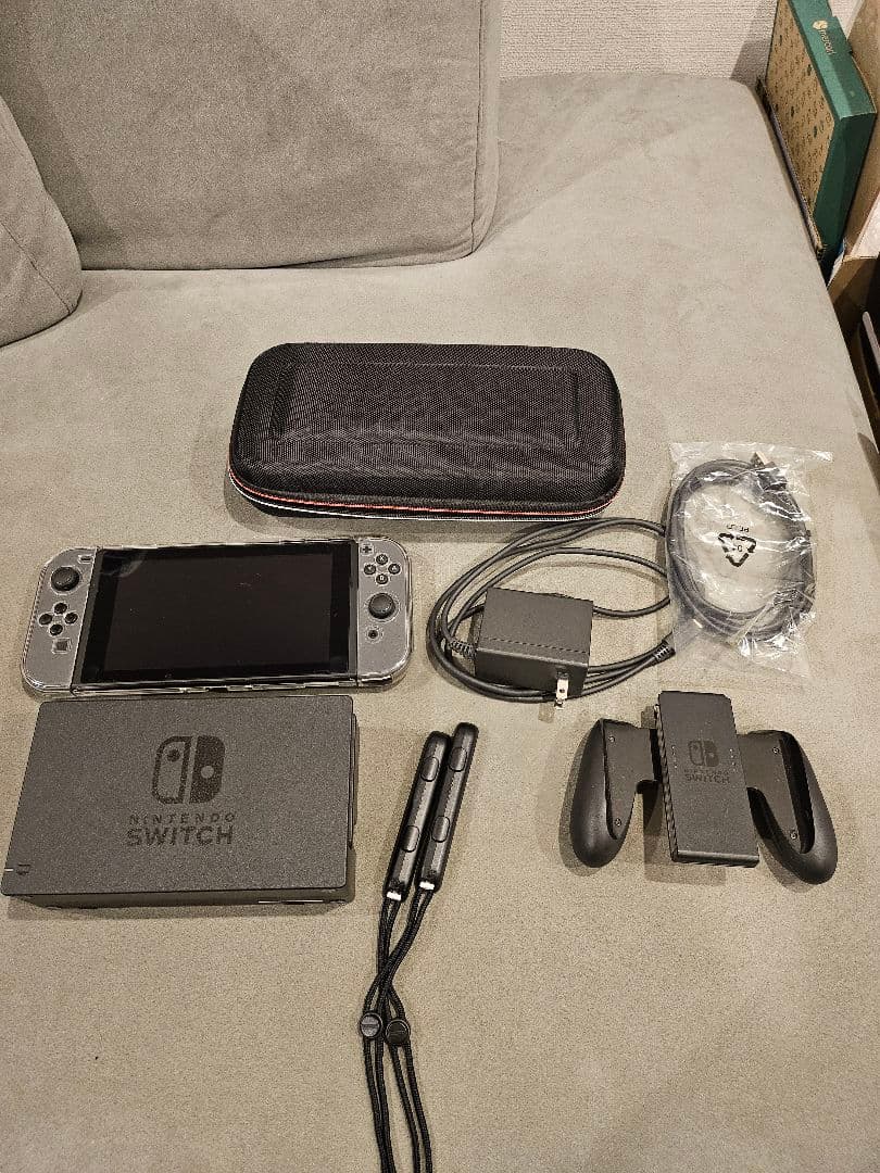 Nintendo Switch 本体 +ソフトケース