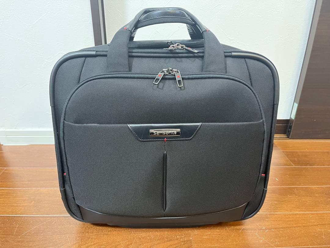 Samsonite 黒 キャリーケース&バッグ 中型 機内持ち込み可◎