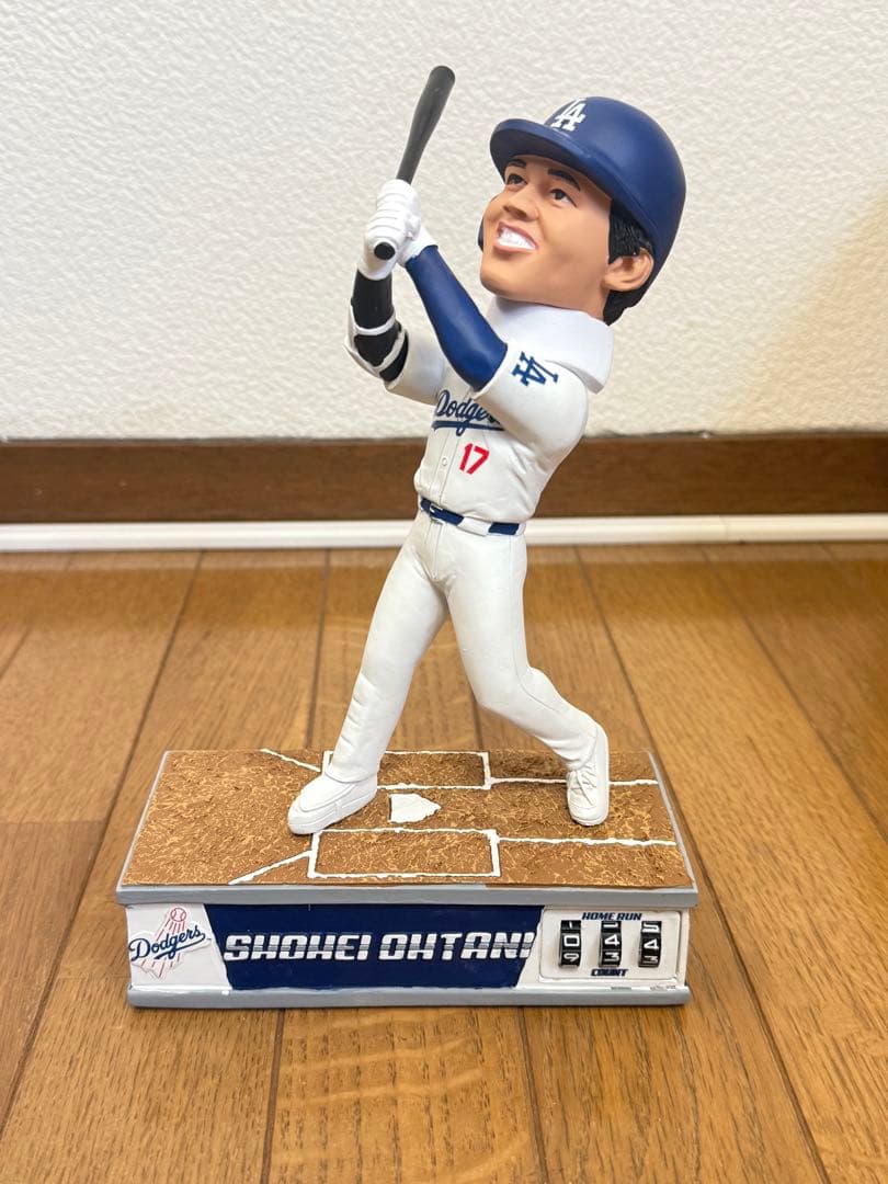 大谷翔平　ボブルヘッド ホームランカウンター　限定品　箱に難あり