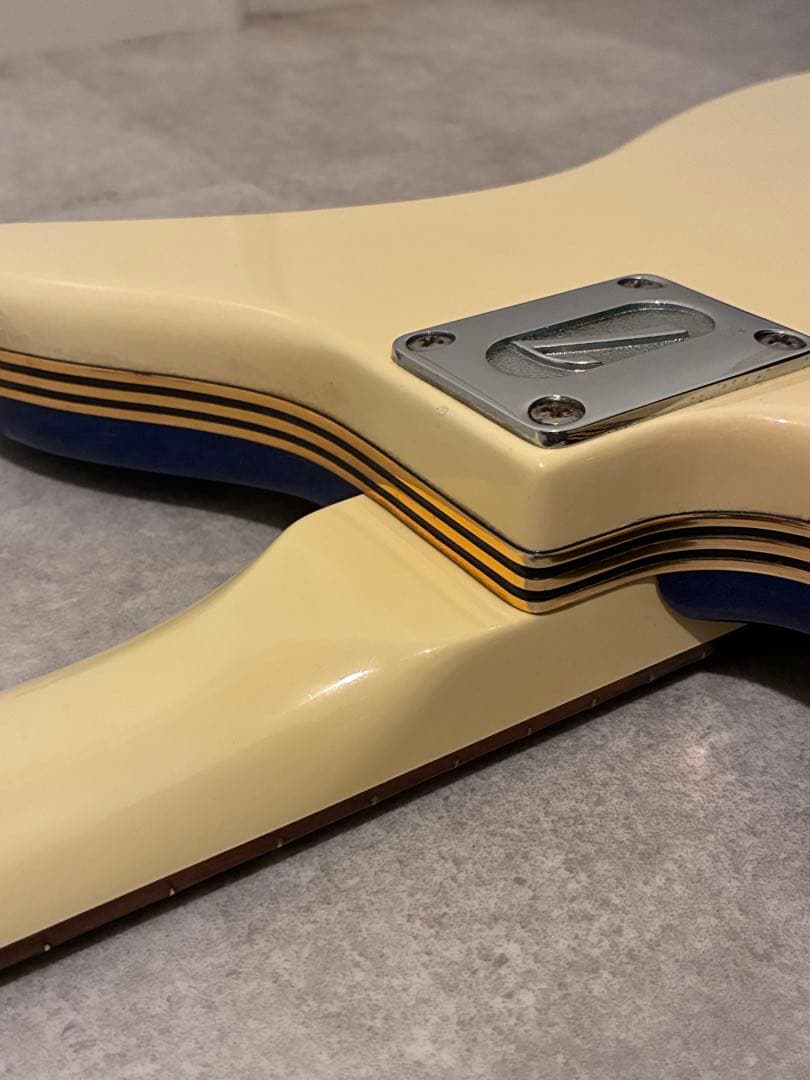 Italia Guitars エレキギター Monza ビザール