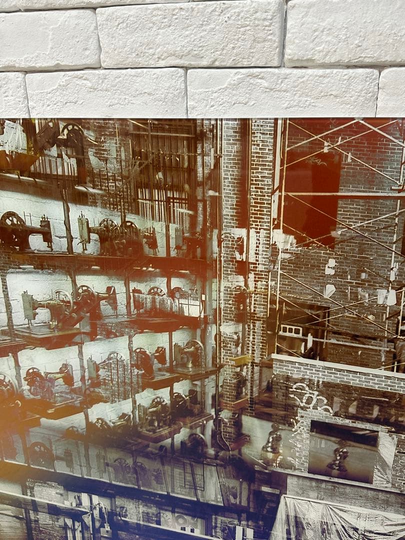 【東京都23区配送無料】定価5万円 ガラスアート 絵　ポスター　飾り　cm