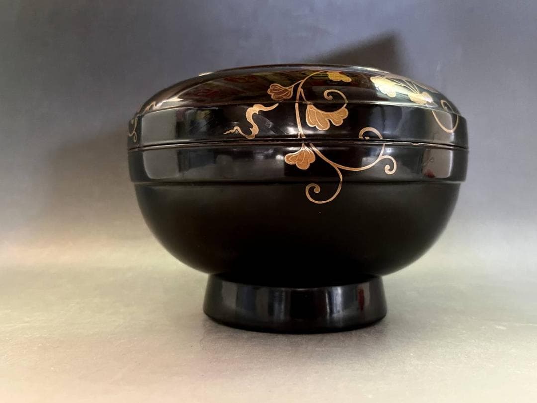 喰籠●黒塗り漆器総蔓薔薇紋蓋物（江戸期）盛器 盛鉢 菓子器 時代物 骨董品●