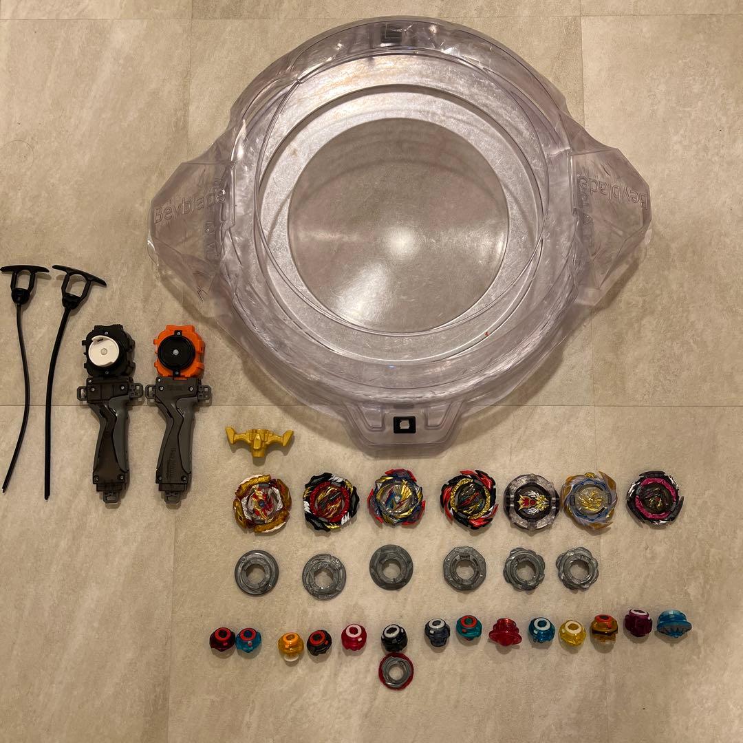 ベイブレードバーストセット　まとめ売り　透明ベイスタジアム付き