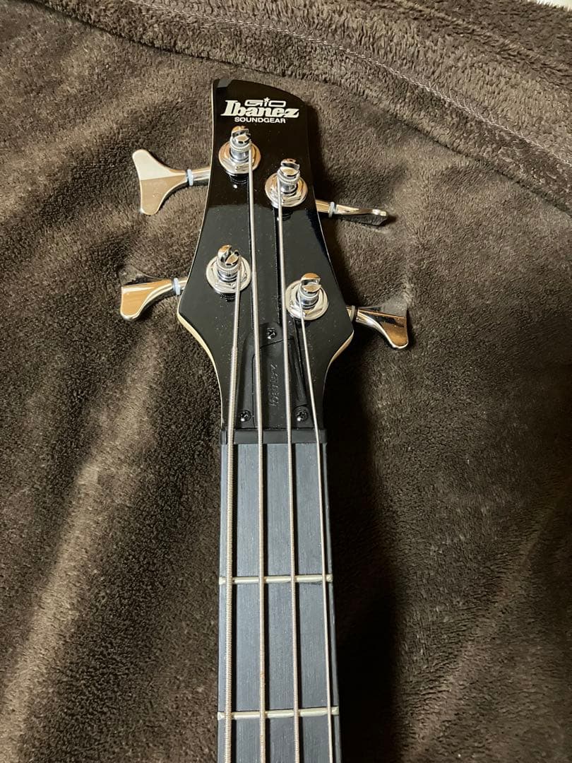 ベース Ibanez GSR180-BS