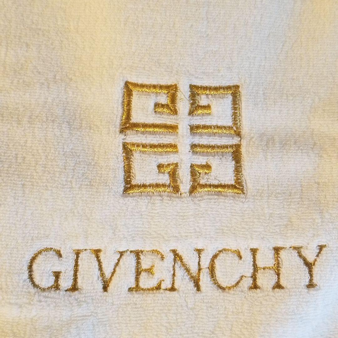 GIVENCHY大判バスタオル