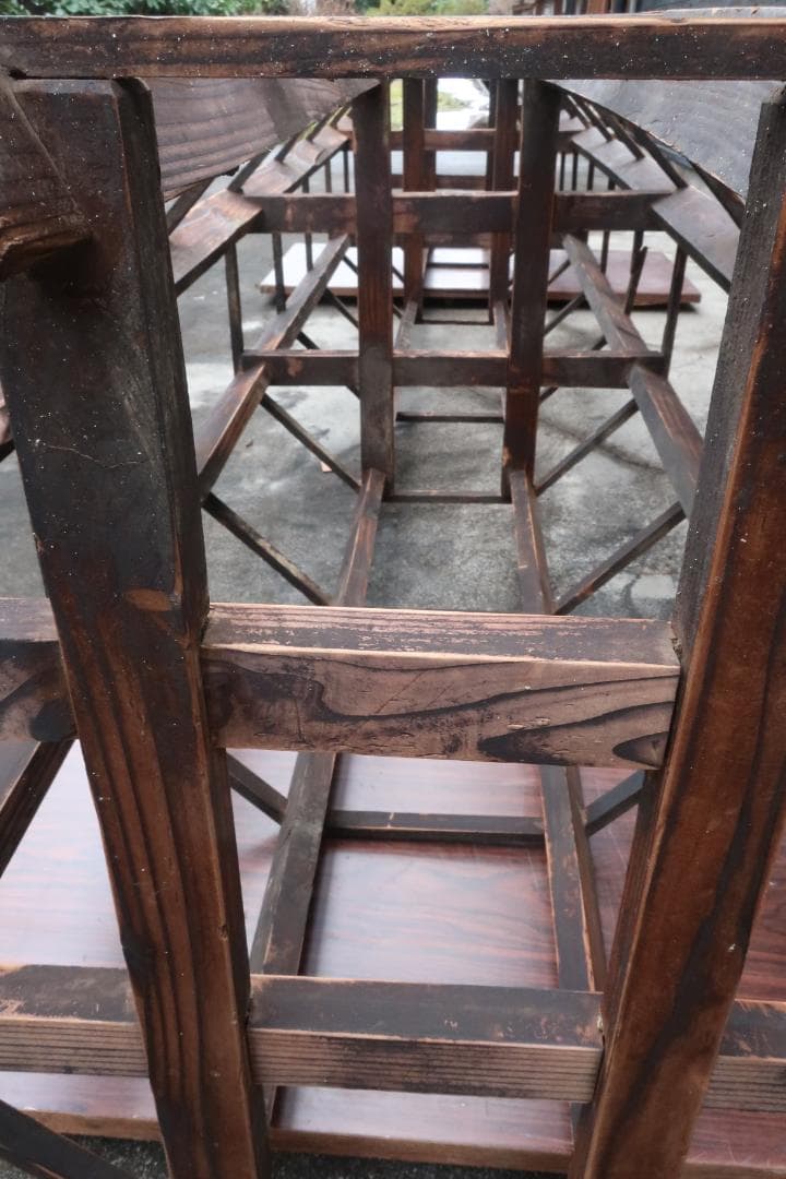 手押し 田植枠型押機 全長227ｃｍ,幅及び高さ44.0ｃｍ 破損あり