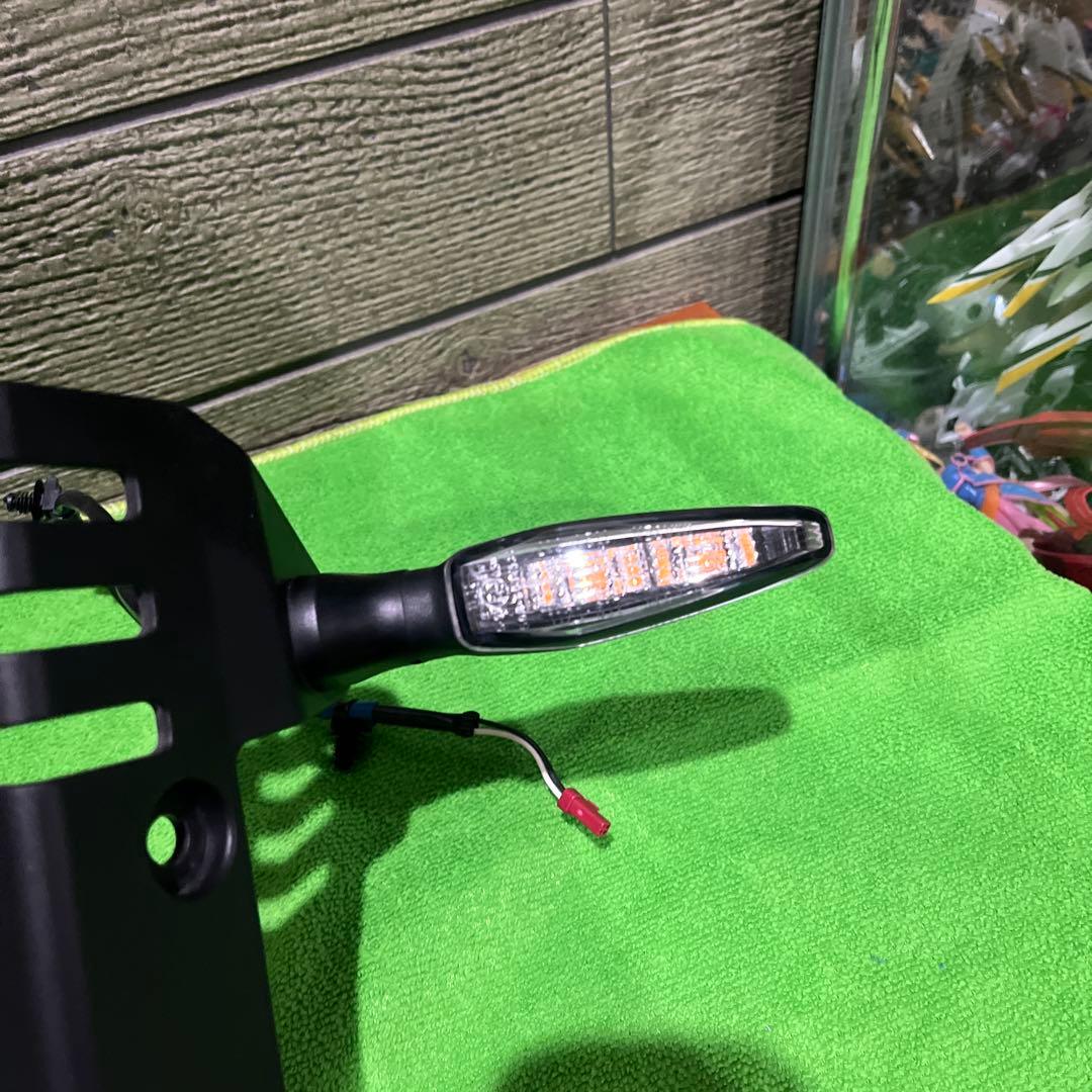 KATANA用　純正フロントウインカー　ブラケット付