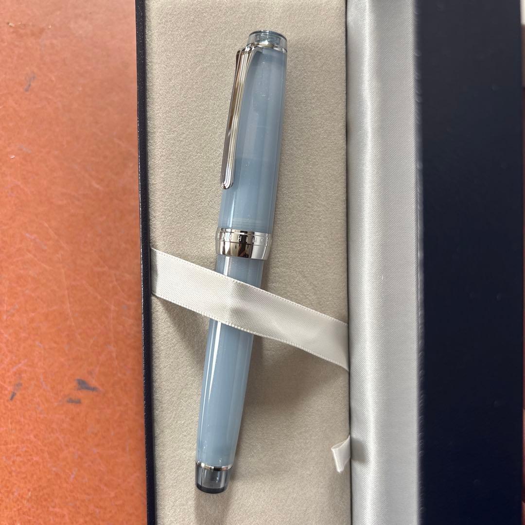 八文字屋銀山スノーグレー・万年筆M