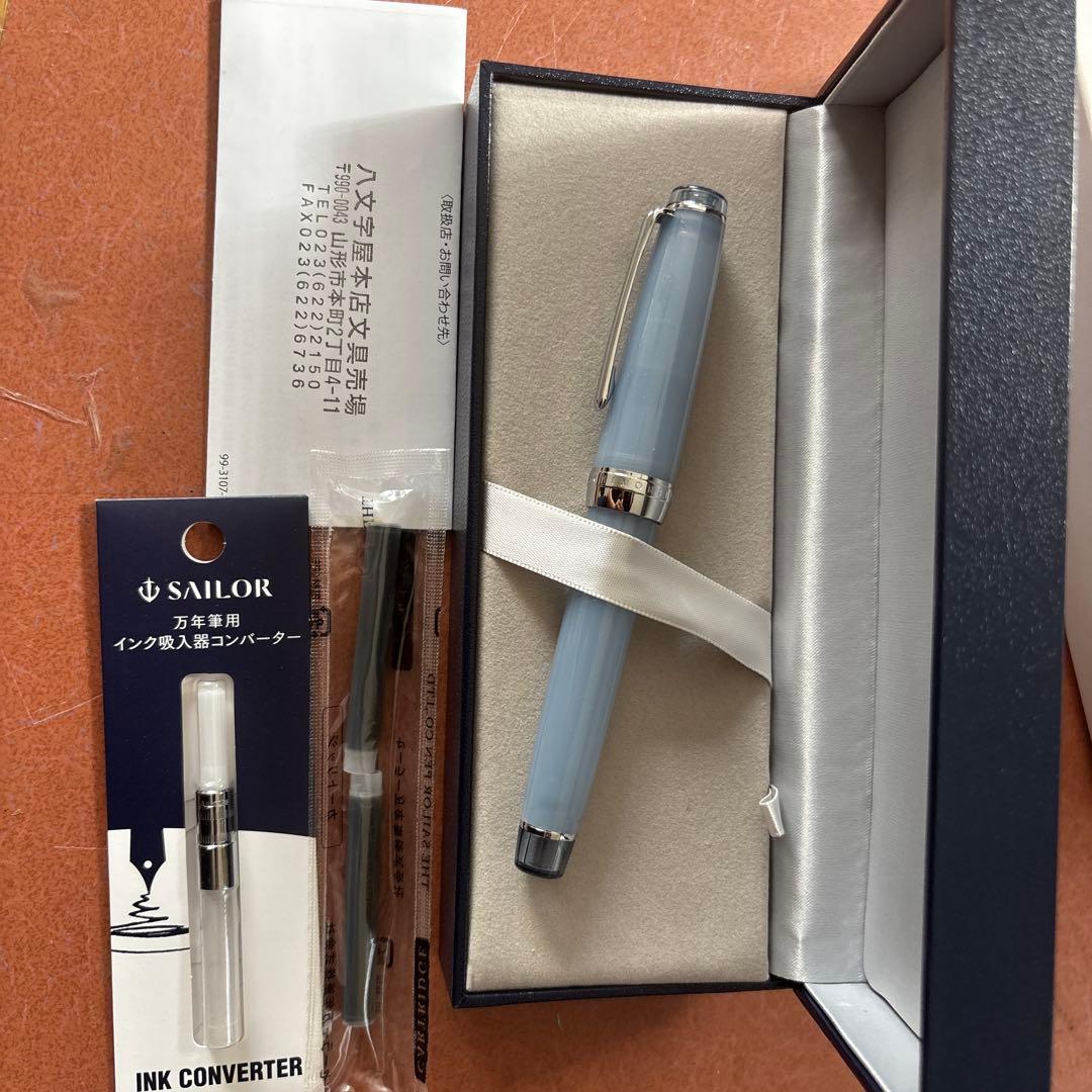 八文字屋銀山スノーグレー・万年筆M