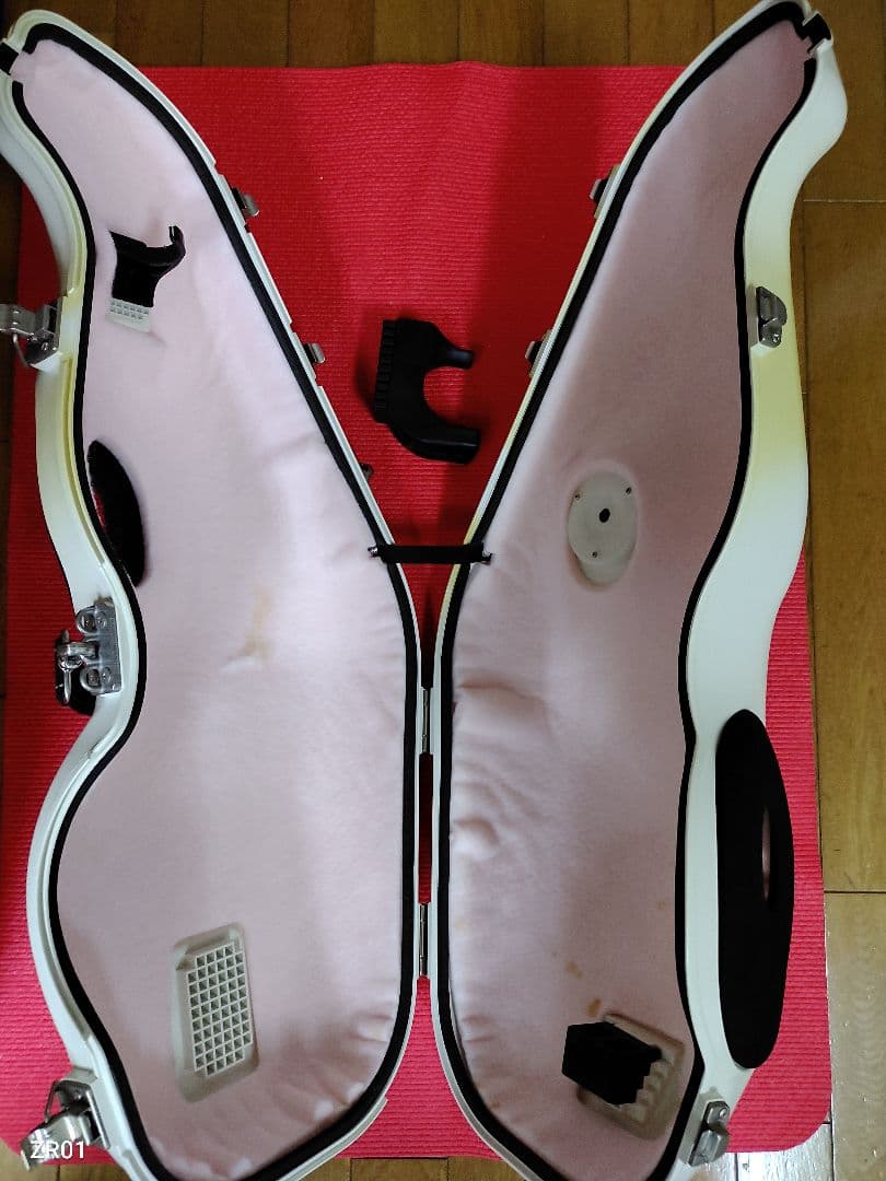 BEST BRASS e-sax アルトサックス　消音器