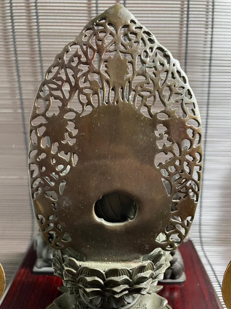 『釈迦三尊像　釈迦如来　普賢菩薩　文殊菩薩』ブロンズ 唐金　　在銘　高さ22cm