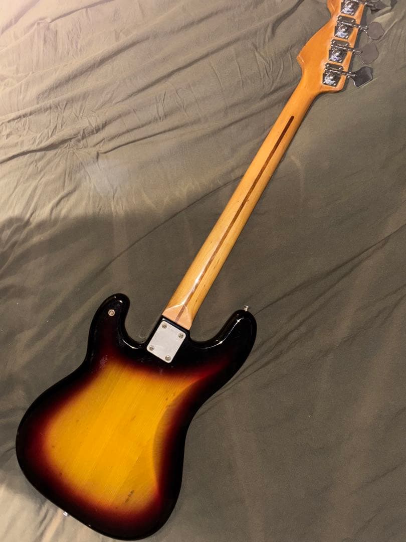 つ*も様 コンポーネント　プレシジョンベース　TOKAI hard punche