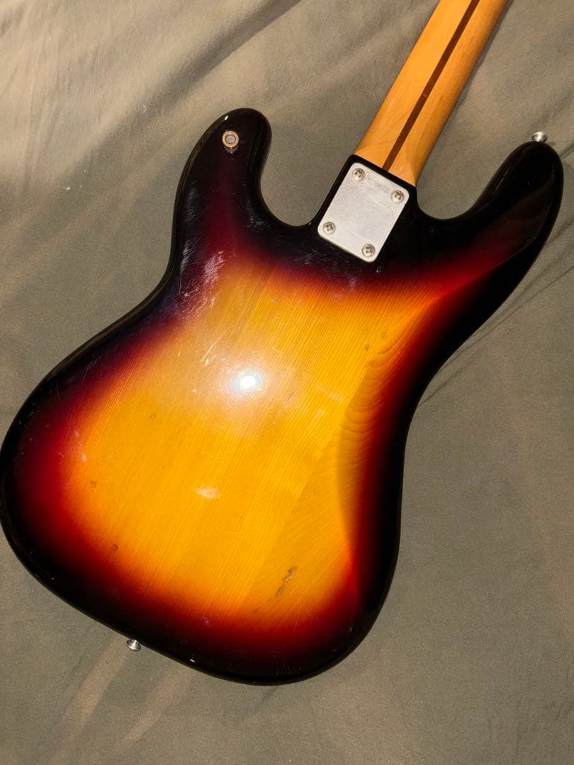 つ*も様 コンポーネント　プレシジョンベース　TOKAI hard punche