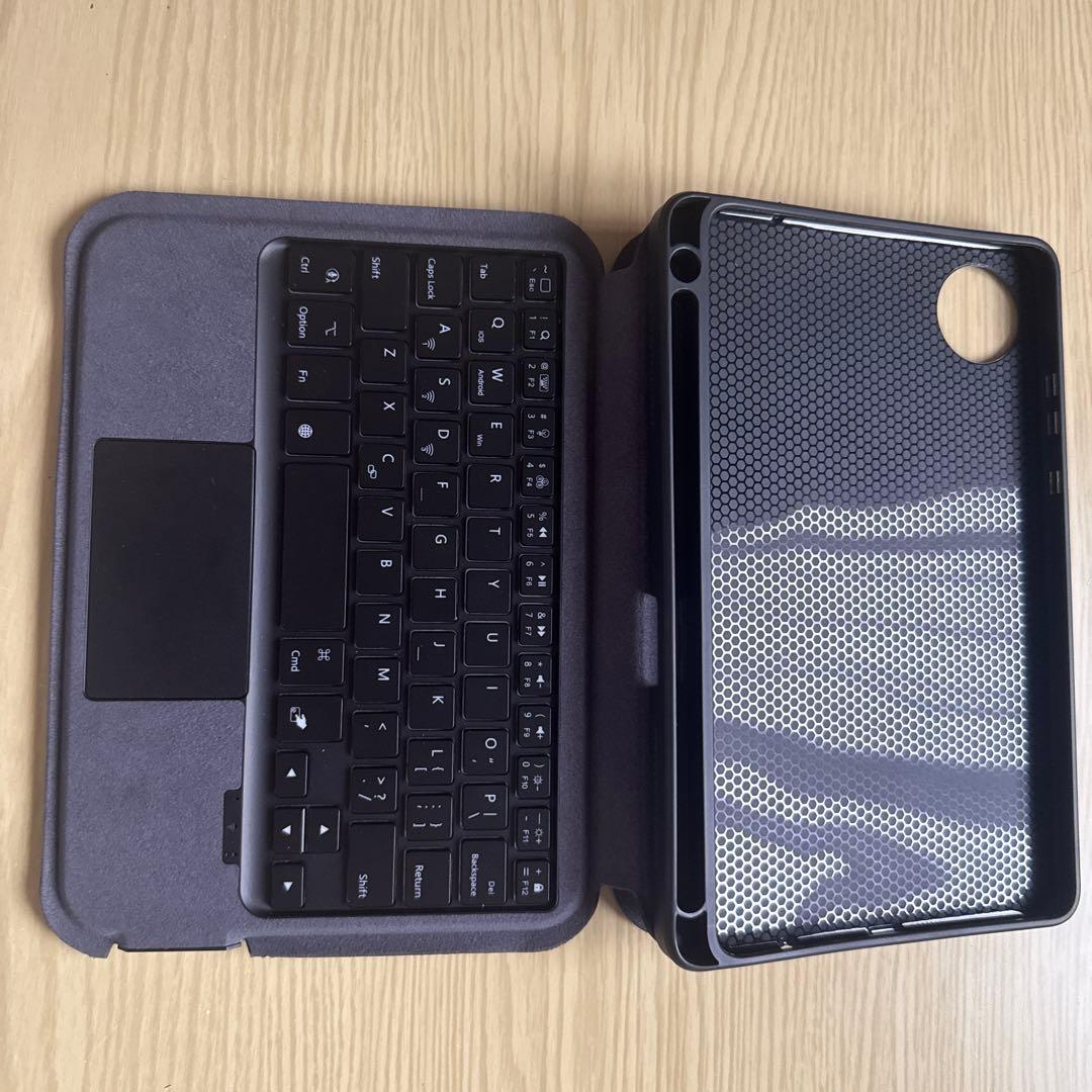 Redmi タブレット 本体とキーボードケース
