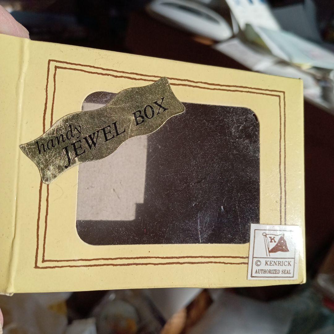 ダ26 。ブラッブリーヘッジ ジュエリーボックス。 7x5.5x2.5cm。