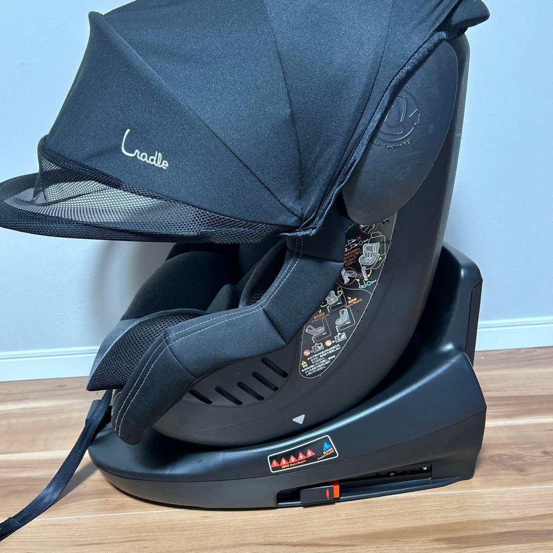 Cradle クレイドル・オーカ　クルターンプライムII 車用チャイルドシート