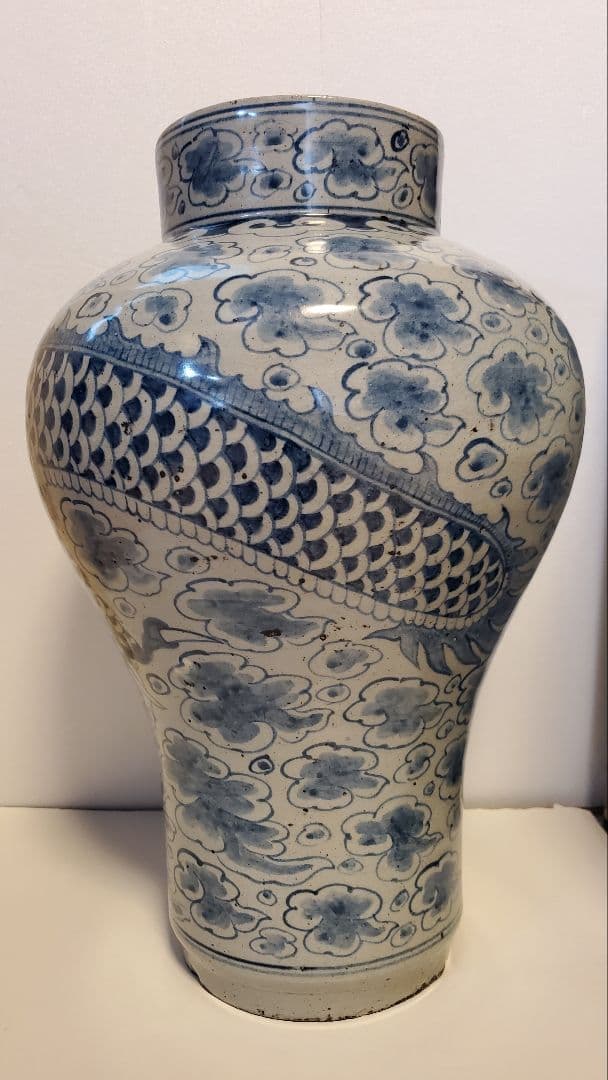 朝鮮美術　李朝　白磁染付　雲龍紋様　大壺