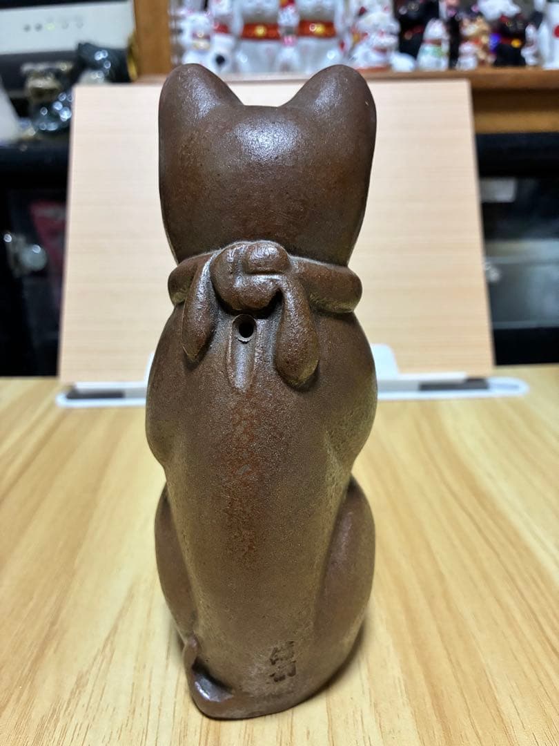 招き猫　備前焼