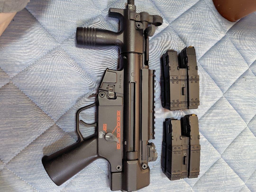 MP5KHC クルツ　ハイサイクル　 2マガジン付き