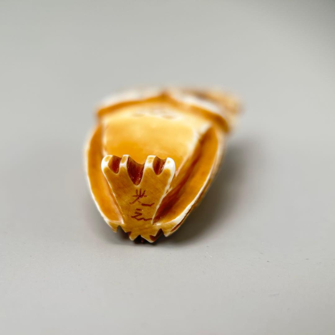 フクロウの置物彫刻極上根付天然素材アンティーク骨董飾り物古美術置物細密細工