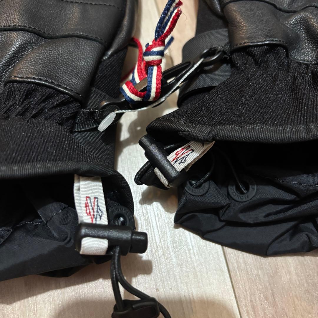 モンクレール　グローブ　手袋　サイズM