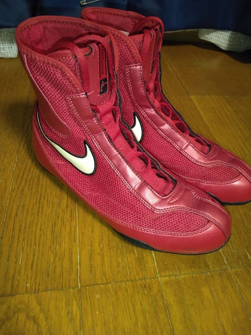 Nikeボクシングシューズマチョマイ
