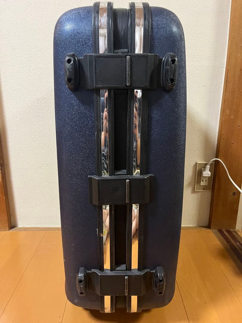 サムソナイト　キャリーケース　スーツケース　大容量　100リットル