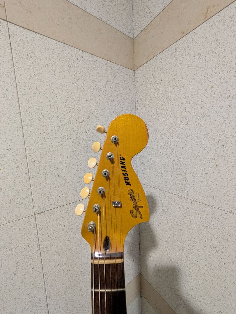 Squier Classic Vibe Mustang フェンダームスタング