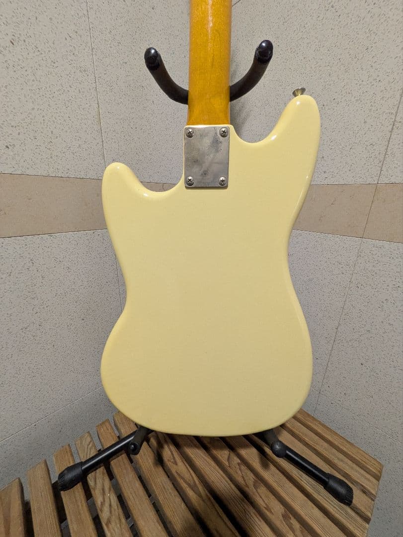 Squier Classic Vibe Mustang フェンダームスタング