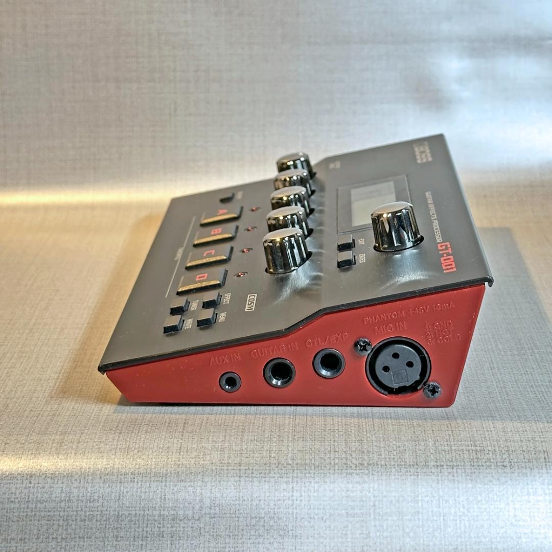 BOSS GT-001ギターエフェクトプロフェッサー