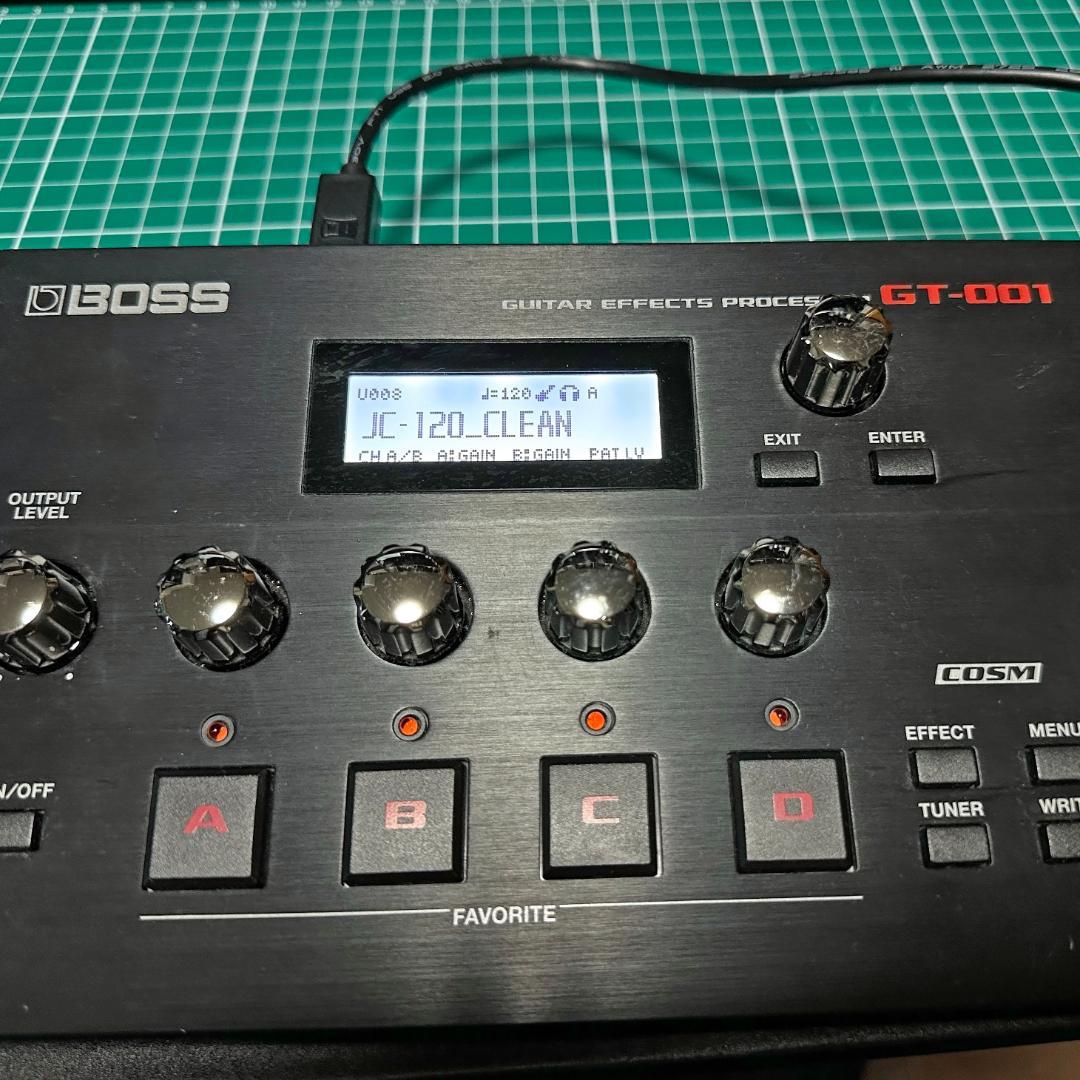 BOSS GT-001ギターエフェクトプロフェッサー