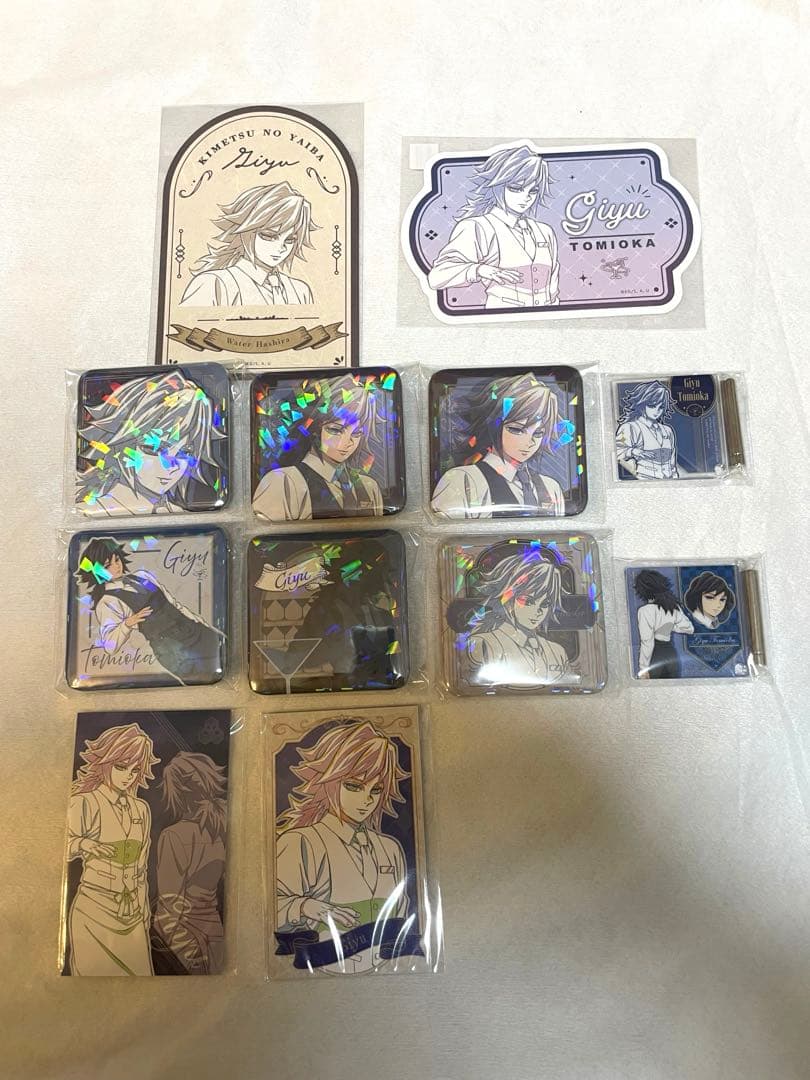 鬼滅の刃 モクテルバー モクテル ロト 第一、二弾 缶バッジ　等セット冨岡義勇