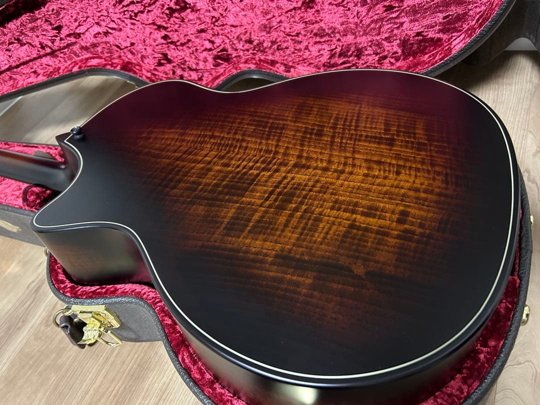 【極美品】Taylor Builder’s Edition 324ce