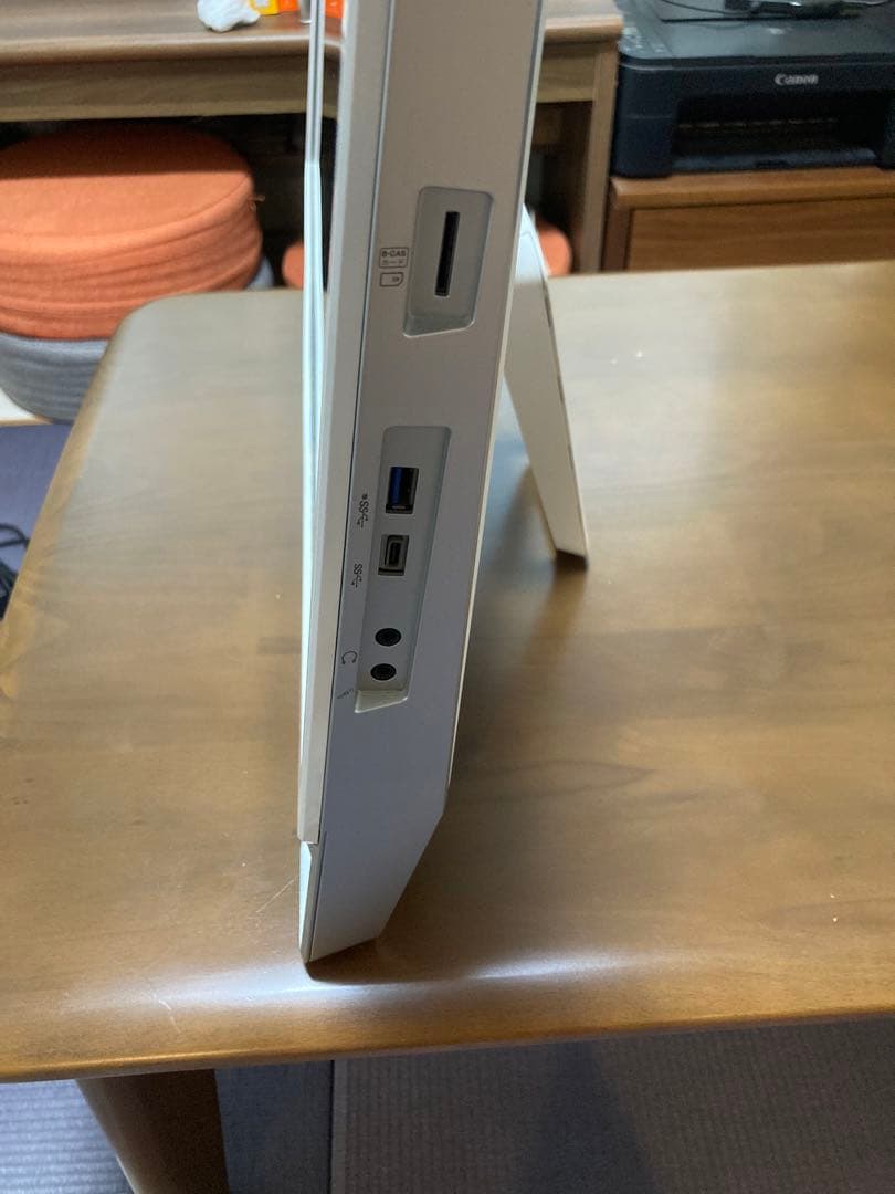 一体型パソコン　富士通FMV ESPRIMO FH53/YD