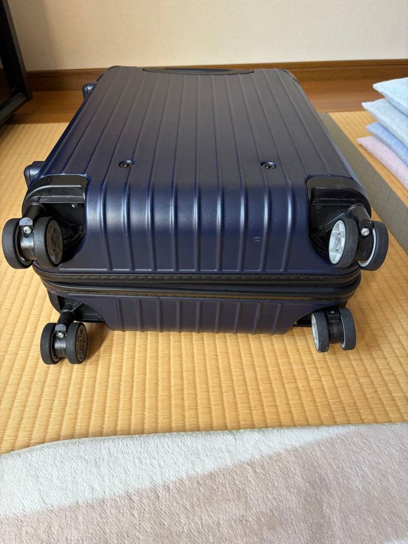 RIMOWAリモワ サルサ 4輪マルチホイール 機内持ち込み マットネイビー