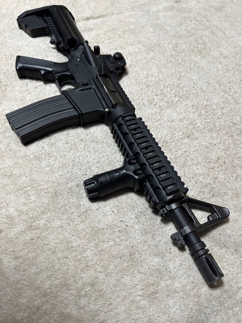 東京マルイ 次世代電動ガン M4A1 CQB-R