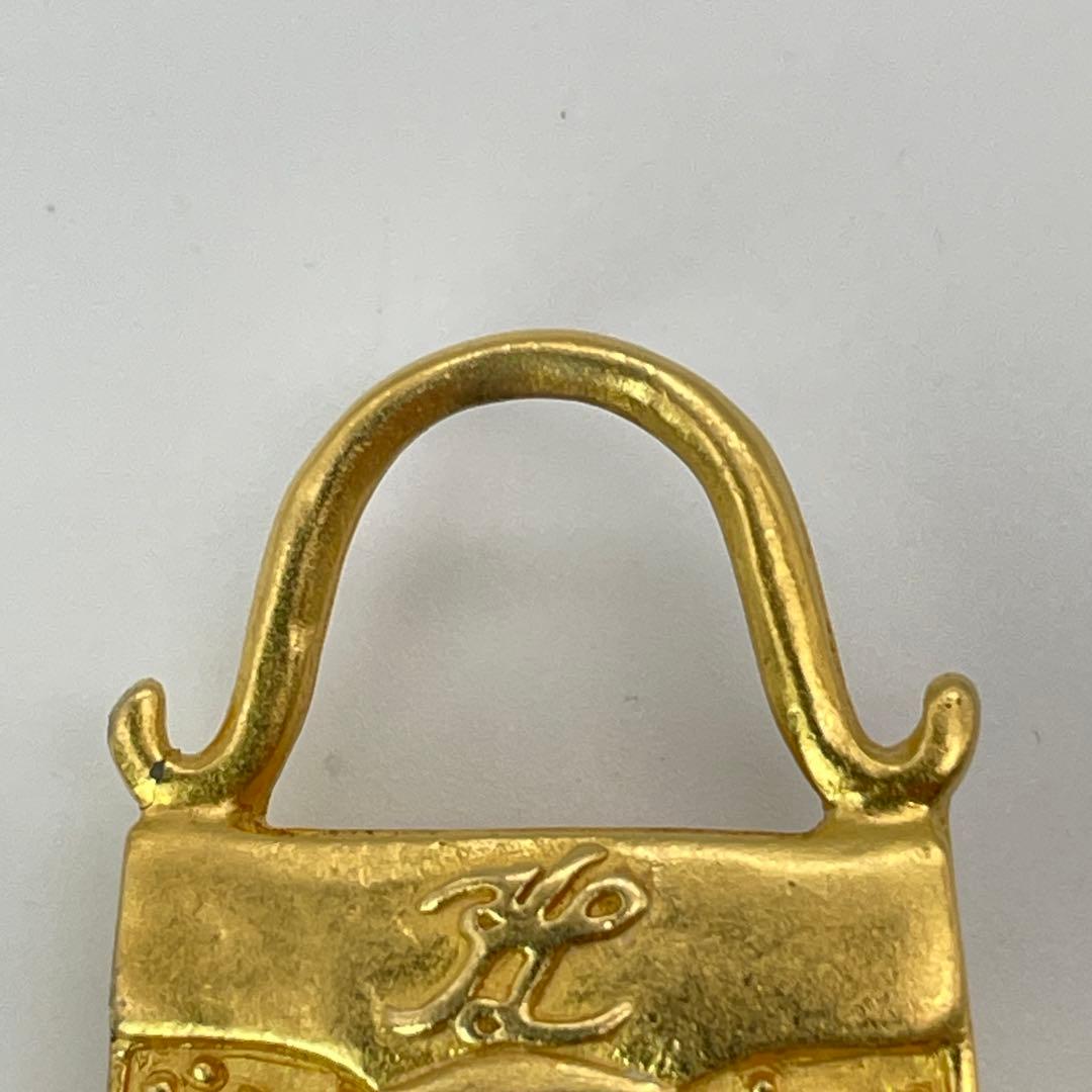 【N68】KARL LAGERFELD　カール・ラガーフェルド　ブローチ