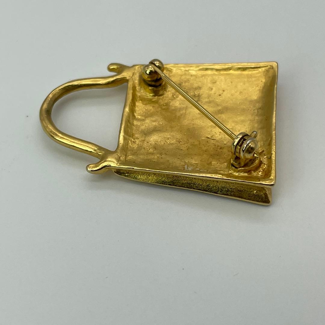 【N68】KARL LAGERFELD　カール・ラガーフェルド　ブローチ