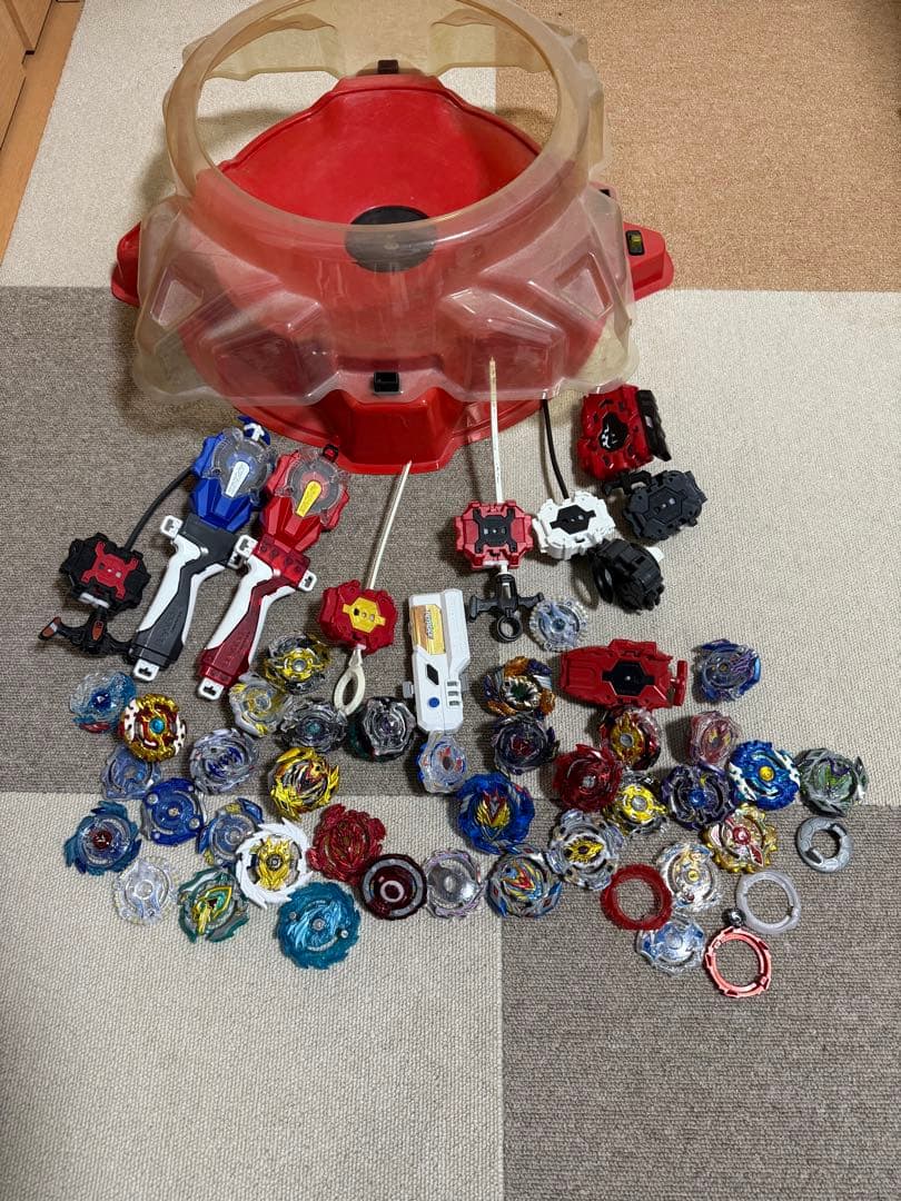 ベイブレード　セット　無限ベイスタジアム