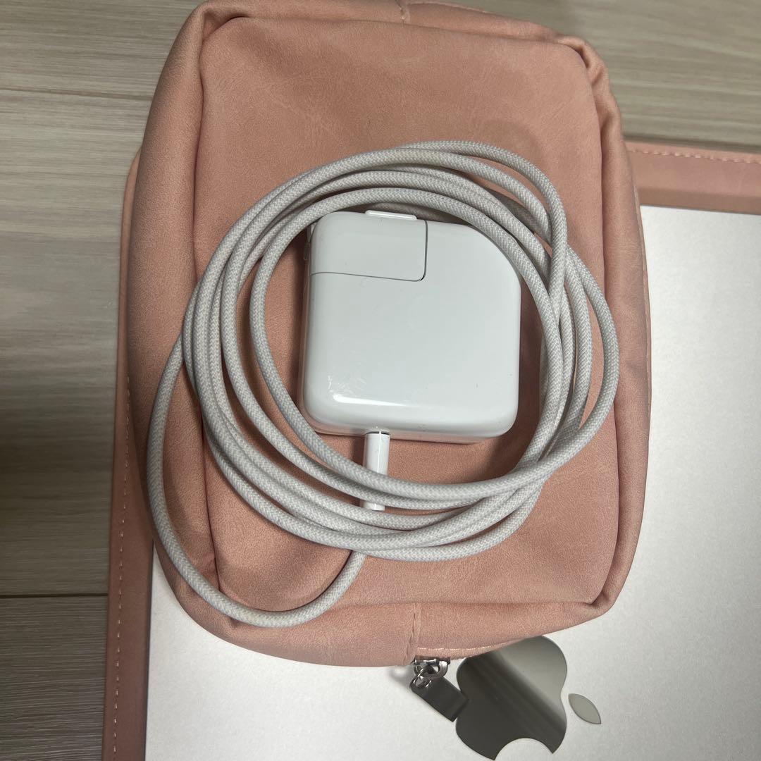 【バッテリー100%】MacBook Air M2 256GB 13.6インチ