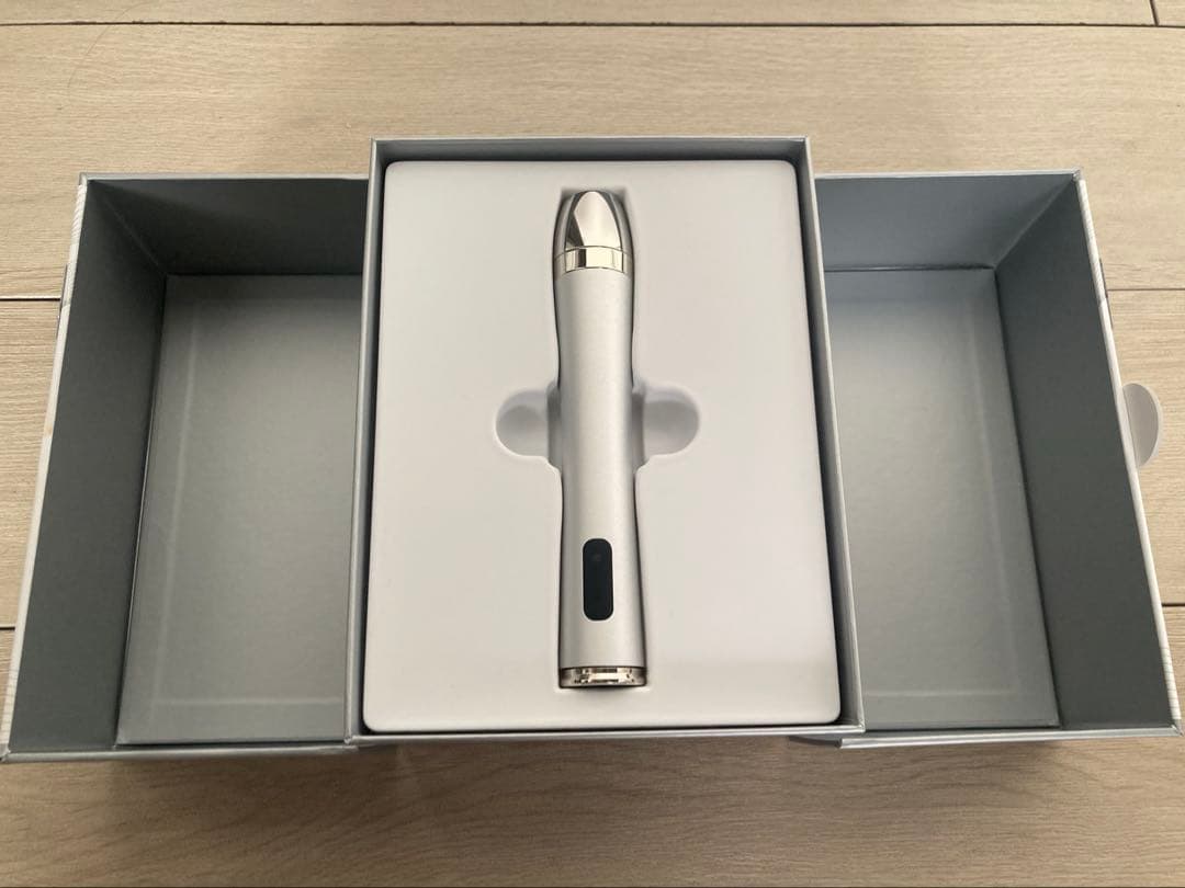 glow.m ブースターソニック　美顔器