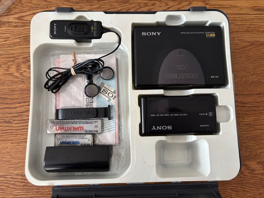 リサ　SONY WM-507 カセットプレーヤー