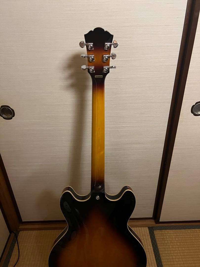 Washburn HB-30 サンバースト