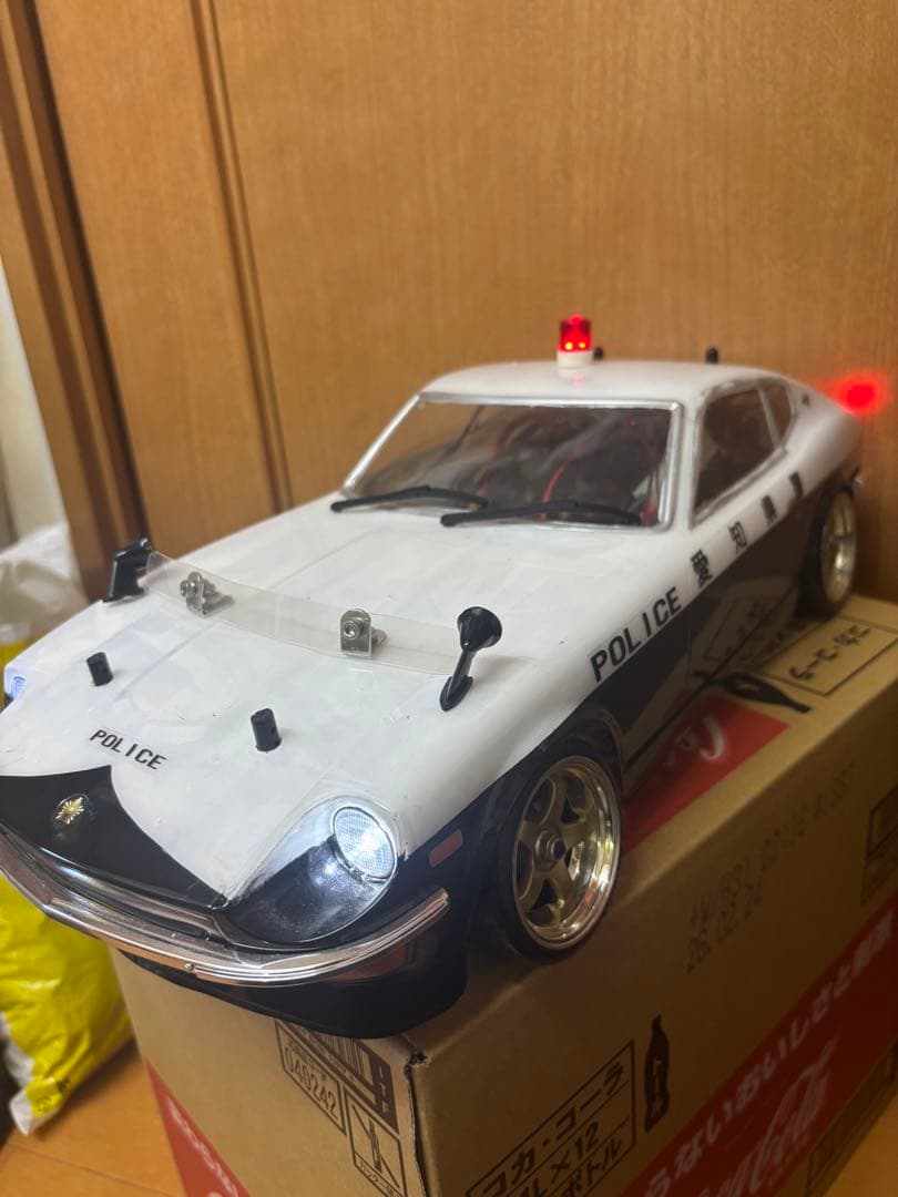 タミヤ ドリフト　ラジコン　パトカー