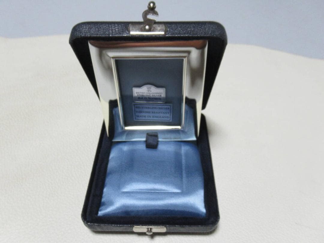 ◆非売品 1996年！ハリーウィンストン 純銀製(925) 携帯折り畳み写真立て