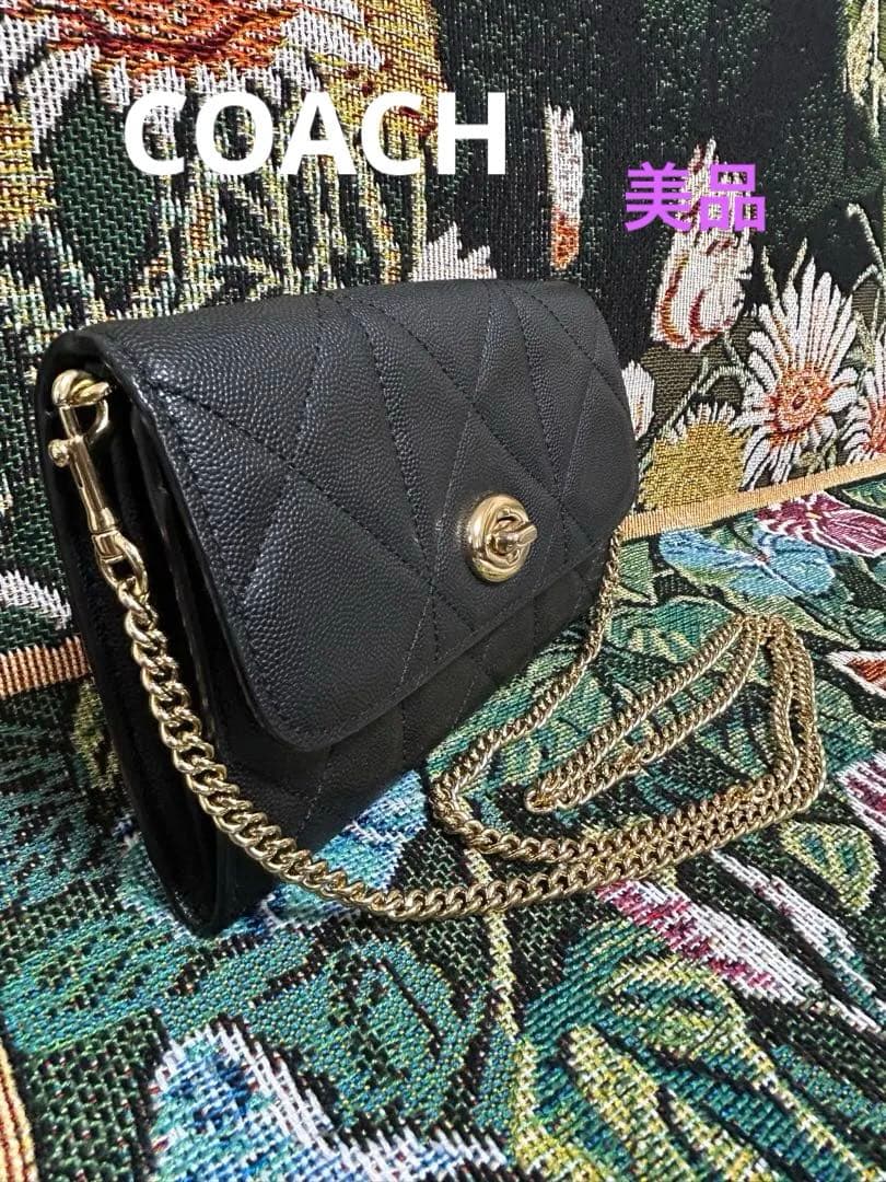 【美品】coach、コーチ、ブラックレザーキルティングゴールドショルダーバッグ
