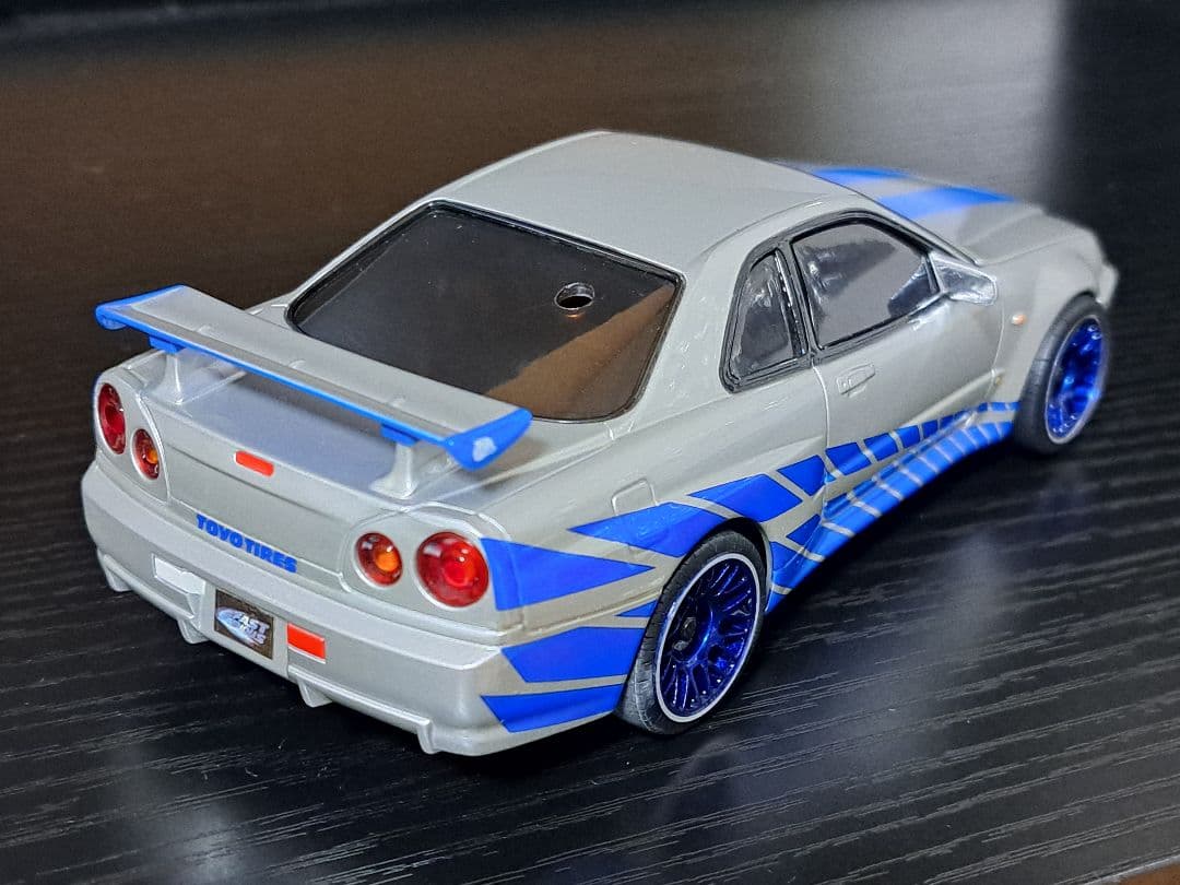 希少!当時物ミニッツボディR34!美品!送料込み!