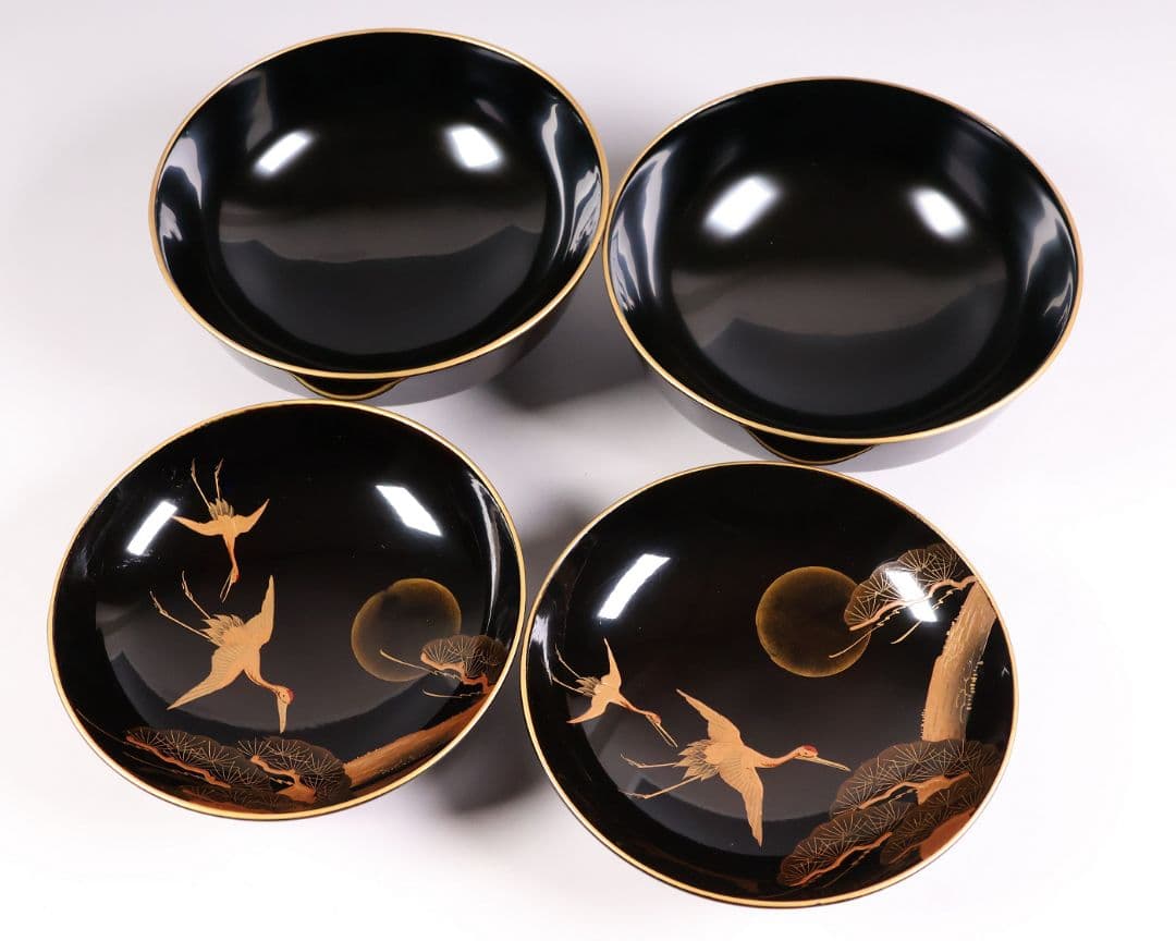 【CM378】大正期 月と松 飛翔鶴 金蒔絵 欅地溜塗 黒塗 椀二客 木製漆器
