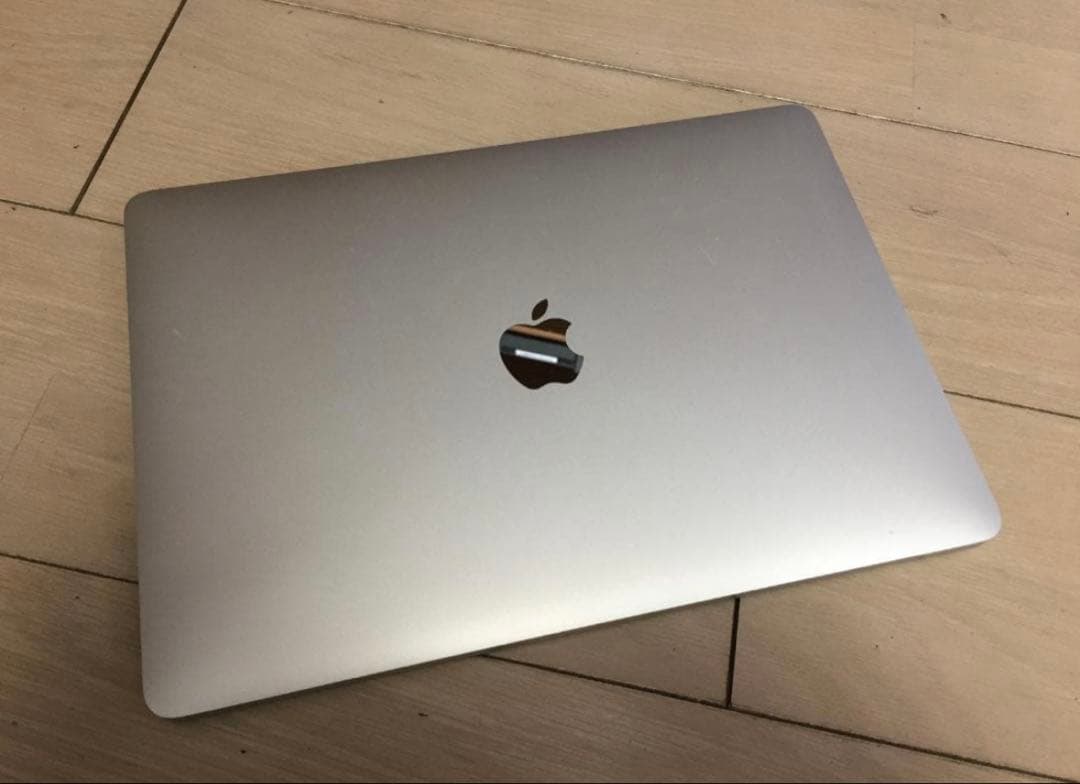 MacBook Pro 2017 13インチ SSD 256GB 8GB